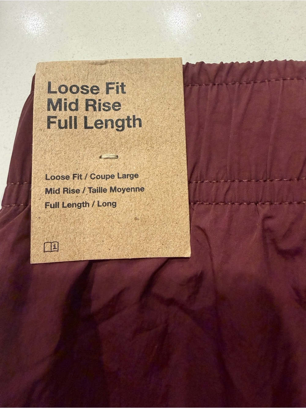 Nike Women’s Sportswear Essential Woven High-Waisted Wide-Leg Pants Maroon Large - Picture 6 of 12